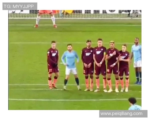 足球明星趣味模仿经典动作展现个性与风采的精彩瞬间 足球明星趣味模仿经典动作展现个性与风采的精彩瞬间